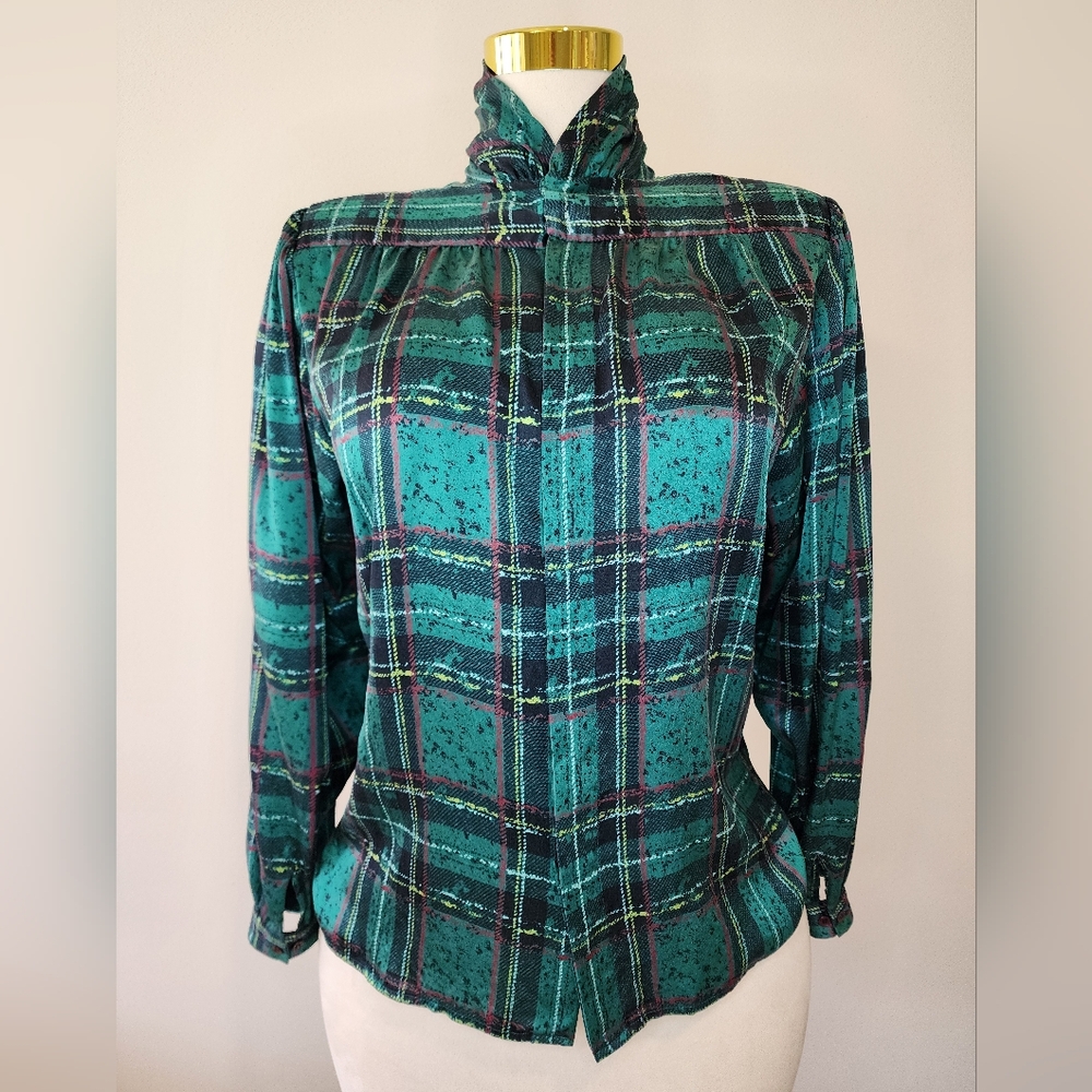 Vintage 80's Jerri Sherman 100% Silk Green Plaid Long Sleeved Button-Up Blouse